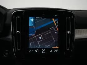 Volvo XC40 thumbnail 19