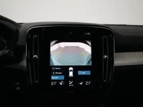 Volvo XC40 thumbnail 25
