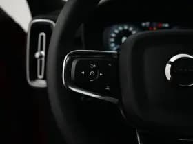 Volvo XC40 thumbnail 31