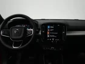 Volvo XC40 thumbnail 7
