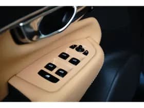 Volvo XC90 thumbnail 35