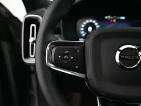 Volvo XC40 thumbnail 32