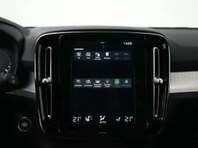 Volvo XC40 thumbnail 40