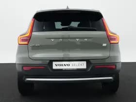 Volvo XC40 thumbnail 6