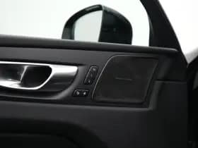 Volvo XC60 thumbnail 30