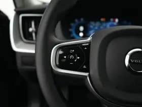 Volvo XC60 thumbnail 36