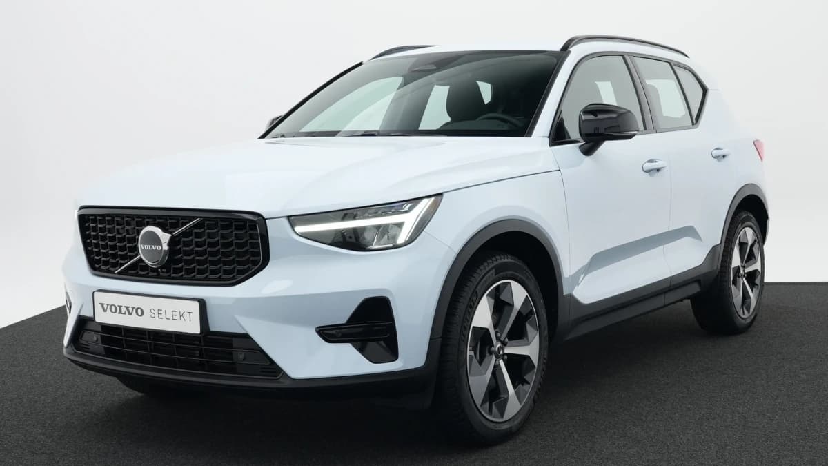 Volvo XC40 — foto 1
