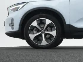 Volvo XC40 thumbnail 16