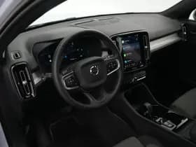 Volvo XC40 thumbnail 8