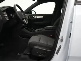 Volvo XC40 thumbnail 9