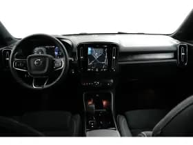Volvo XC40 thumbnail 6