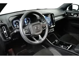 Volvo XC40 thumbnail 7