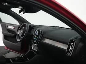 Volvo XC40 thumbnail 11