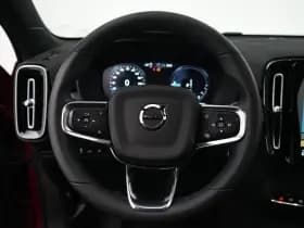 Volvo XC40 thumbnail 30