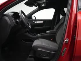 Volvo XC40 thumbnail 8