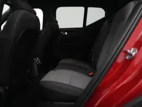 Volvo XC40 thumbnail 9