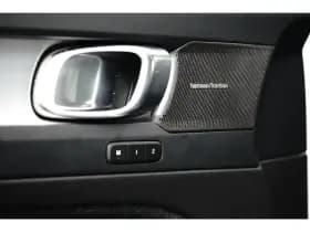 Volvo XC40 thumbnail 16
