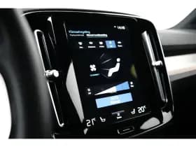 Volvo XC40 thumbnail 25