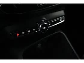 Volvo XC40 thumbnail 27
