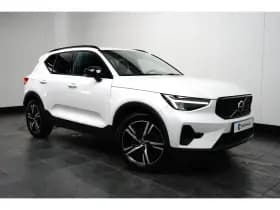 Volvo XC40 thumbnail 4