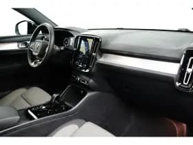 Volvo XC40 thumbnail 8