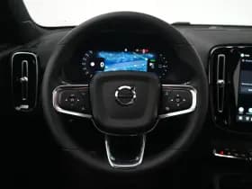 Volvo EX40 thumbnail 32