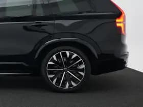 Volvo XC90 thumbnail 31