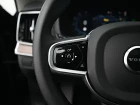 Volvo XC90 thumbnail 33