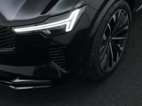 Volvo XC90 thumbnail 35