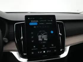 Volvo XC90 thumbnail 45
