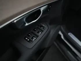 Volvo XC90 thumbnail 50