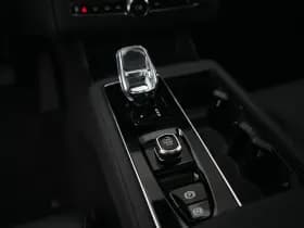 Volvo XC90 thumbnail 52