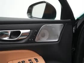 Volvo V60 thumbnail 25