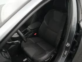 Volvo V40 thumbnail 24