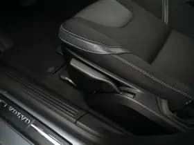 Volvo V40 thumbnail 25