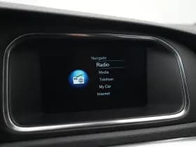 Volvo V40 thumbnail 37