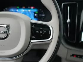Volvo XC60 thumbnail 36
