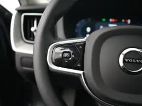 Volvo XC60 thumbnail 33