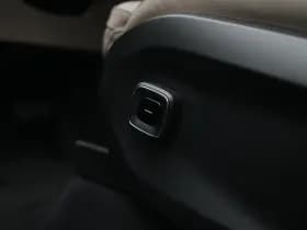 Volvo EX90 thumbnail 30