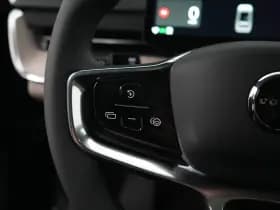 Volvo EX90 thumbnail 37