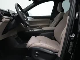 Volvo EX90 thumbnail 8