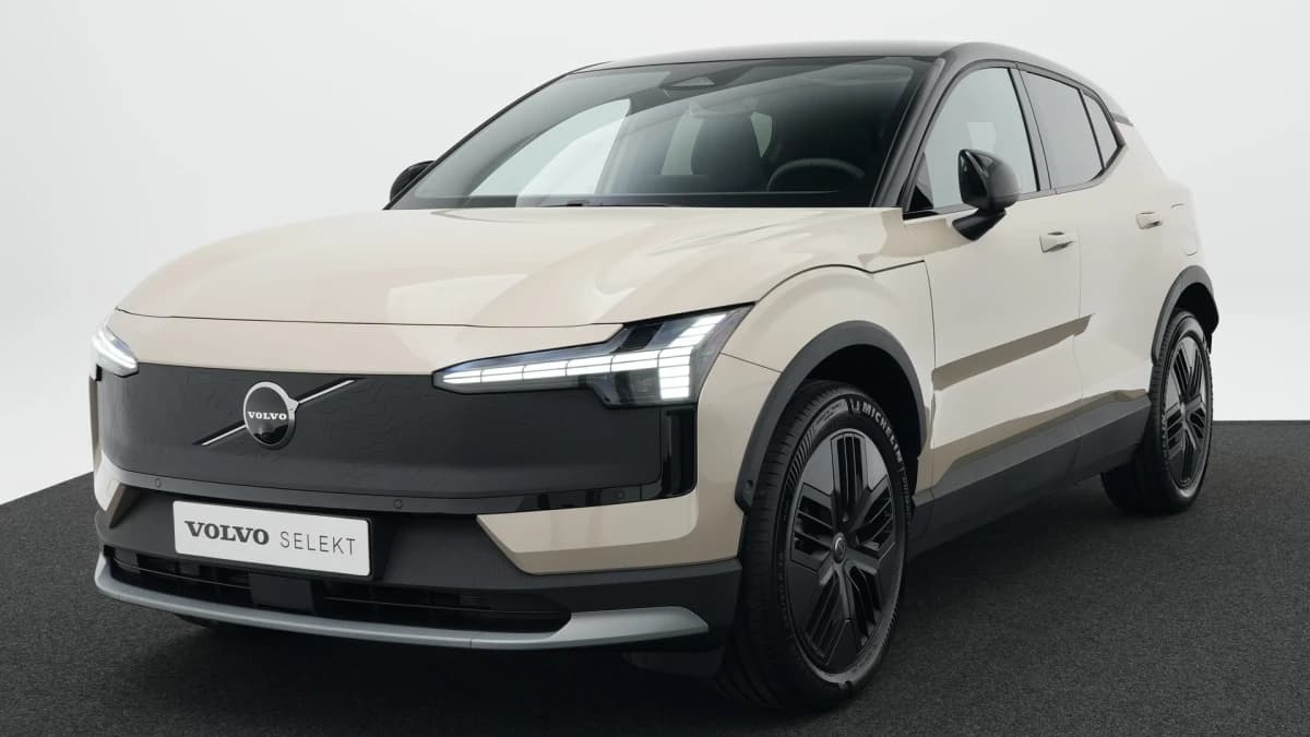 Volvo EX30 — foto 1