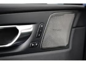 Volvo XC60 thumbnail 18