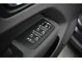 Volvo XC60 thumbnail 25