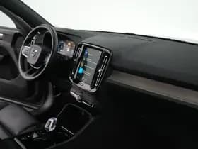 Volvo XC40 thumbnail 12
