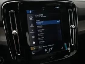 Volvo XC40 thumbnail 40