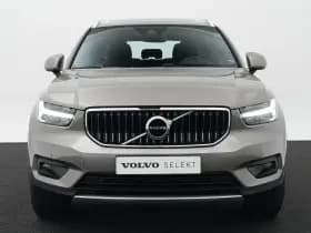 Volvo XC40 thumbnail 5