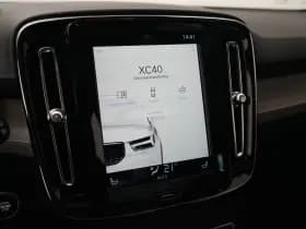 Volvo XC40 thumbnail 43