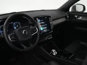 Volvo XC40 thumbnail 8