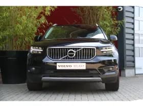 Volvo XC40 thumbnail 4
